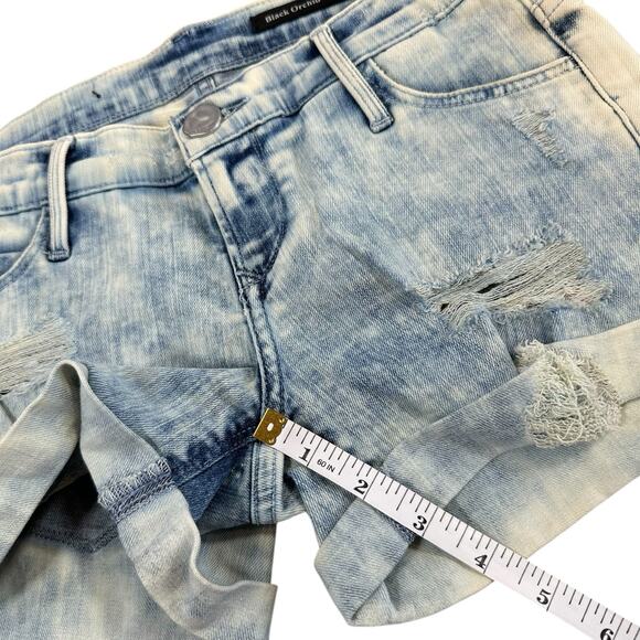 Black Orchid Women's Distressed Denim Shorts Size 24 - Picture 4 of 6